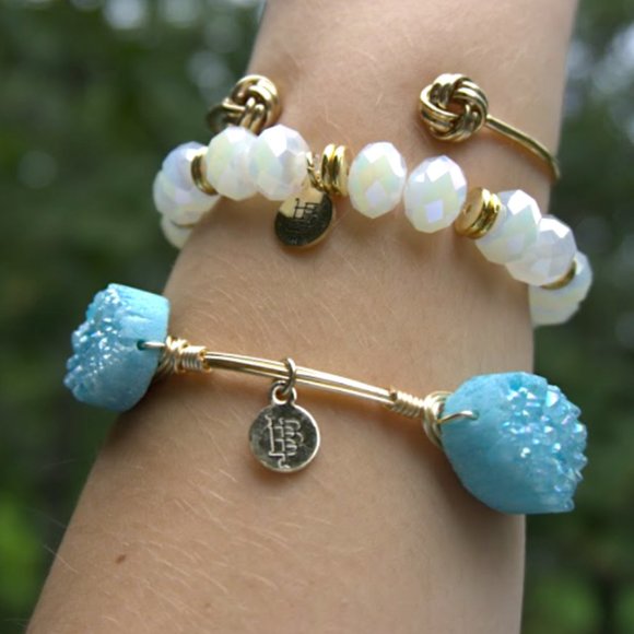 Bourbon & Bowties | Teal Crystal Chunky Bangle - Picture 4 of 7